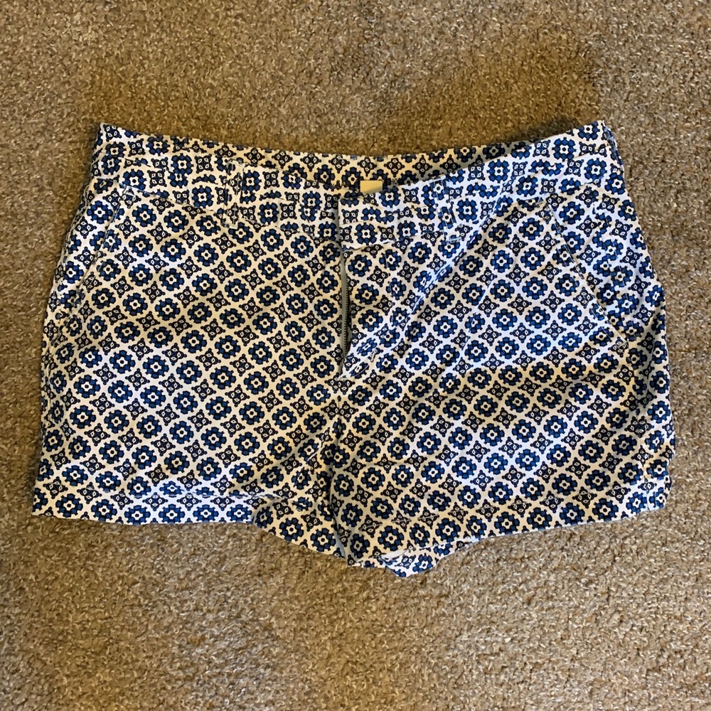 Gap patterned shorts